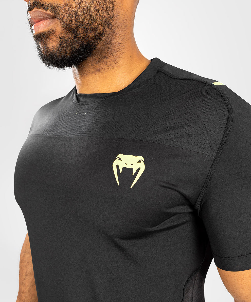 Venum Fusion 2.0 Men Dry Tech T-Shirt - Black/Yellow